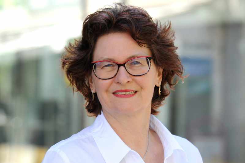 Dr. Sabina Schneider